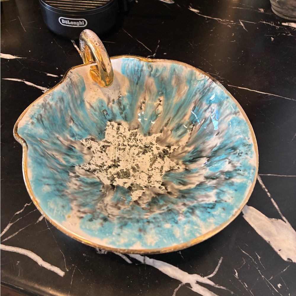 Vintage Italian Art Pottery Platter – Signed-
 Fratelli Fanciullacci atttibuted